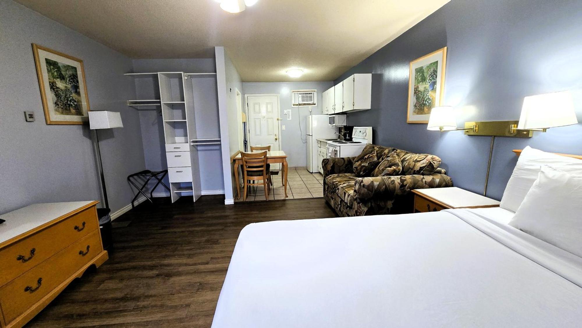 Okanagan Seasons Resort Kelowna Dış mekan fotoğraf